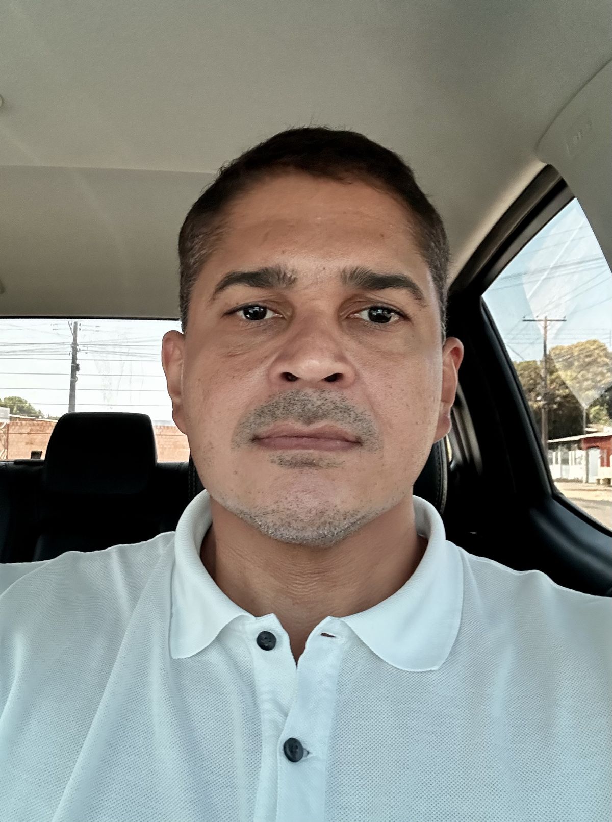 <strong>Max C.</strong>